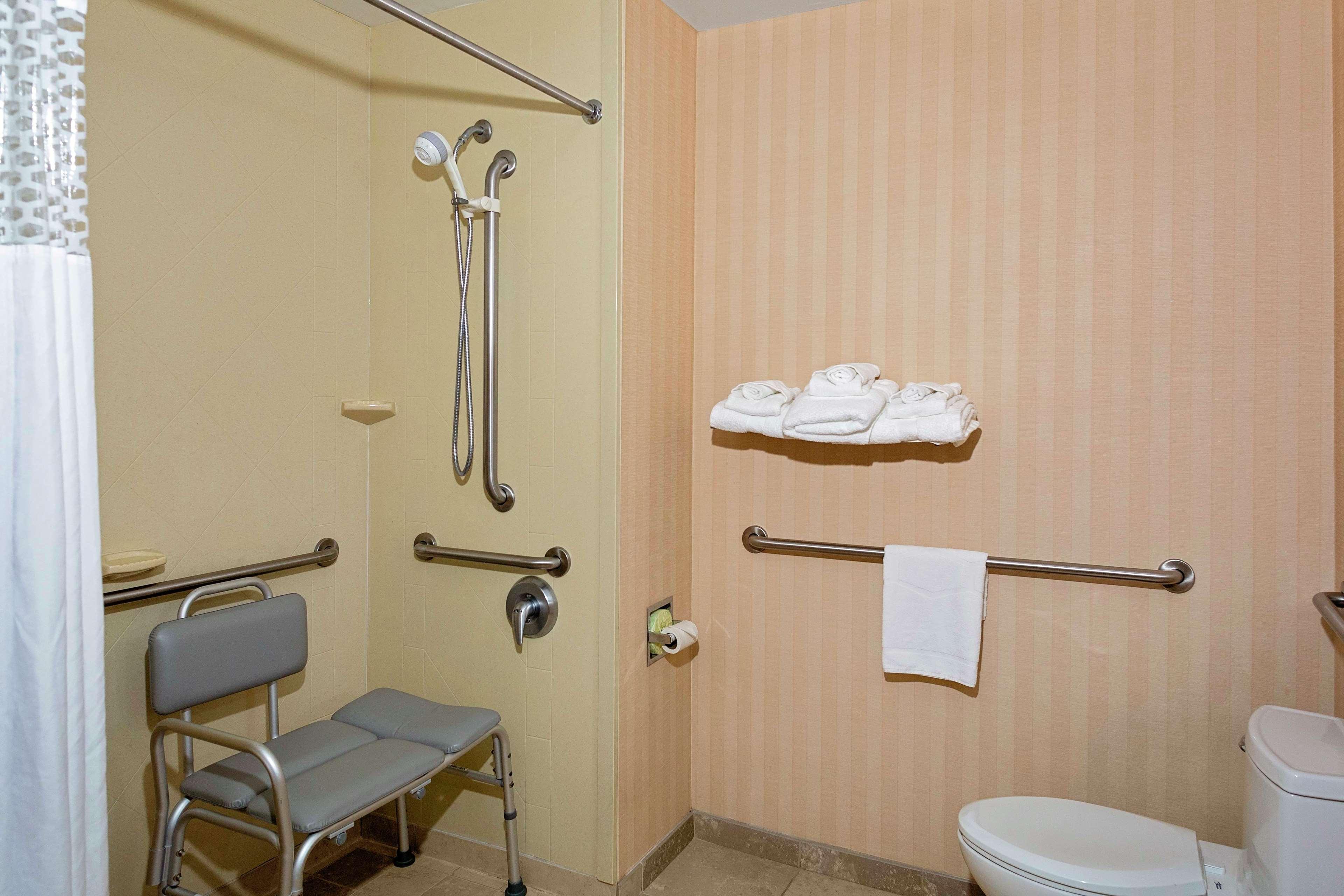 Hampton Inn Atlanta-Феърбърн Екстериор снимка