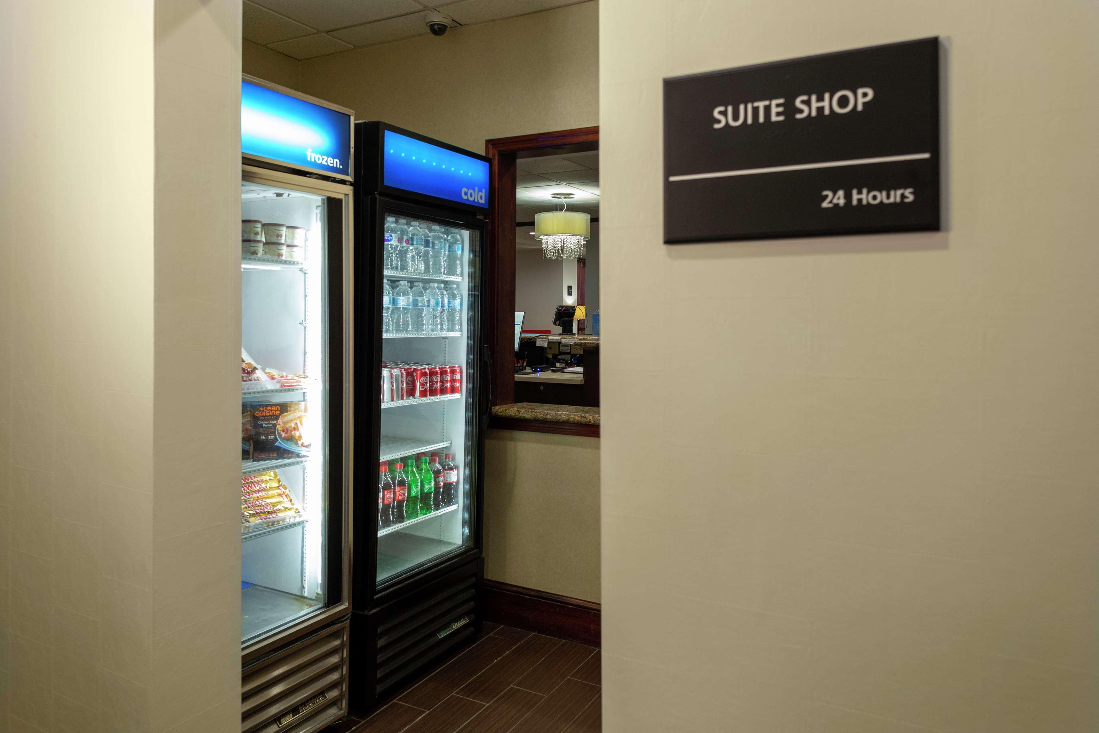 Hampton Inn Atlanta-Феърбърн Екстериор снимка