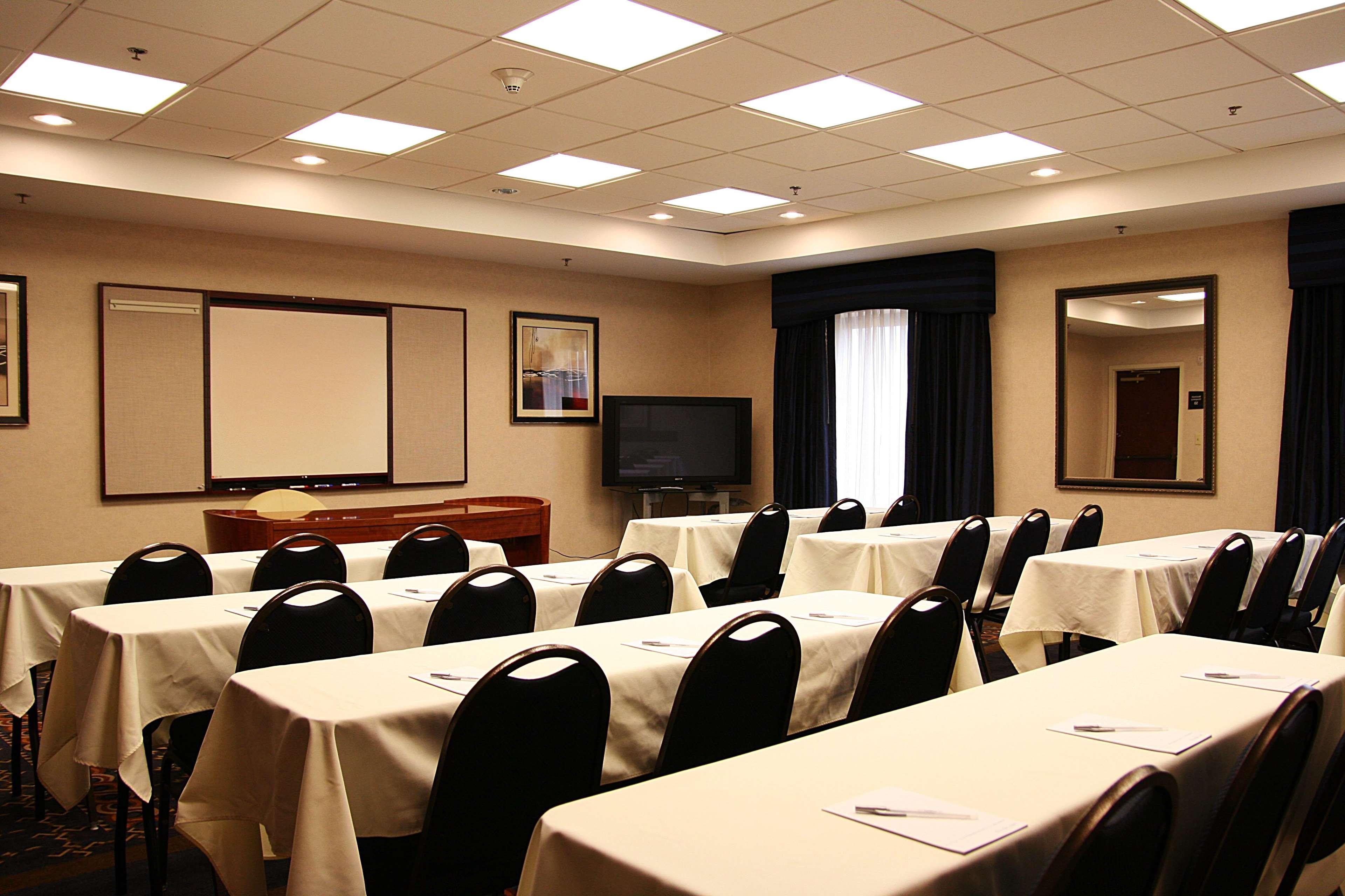 Hampton Inn Atlanta-Феърбърн Съоръжения снимка