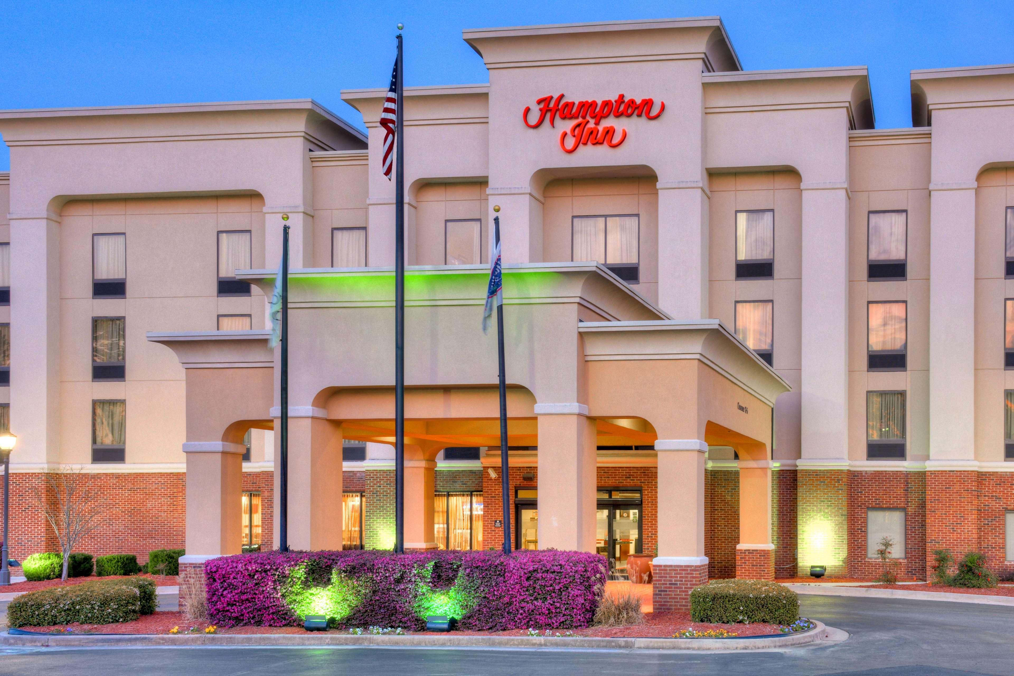 Hampton Inn Atlanta-Феърбърн Екстериор снимка