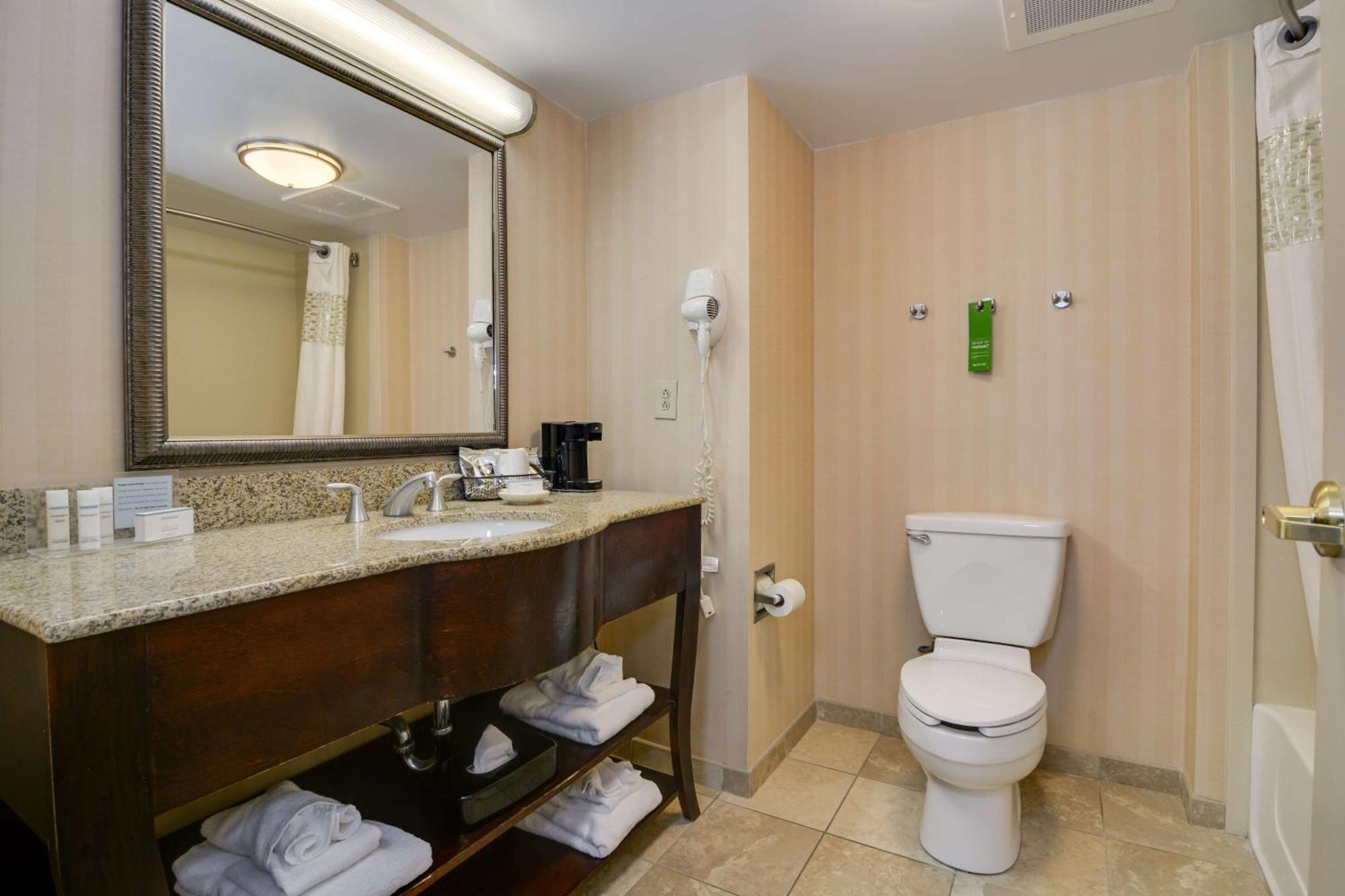 Hampton Inn Atlanta-Феърбърн Екстериор снимка