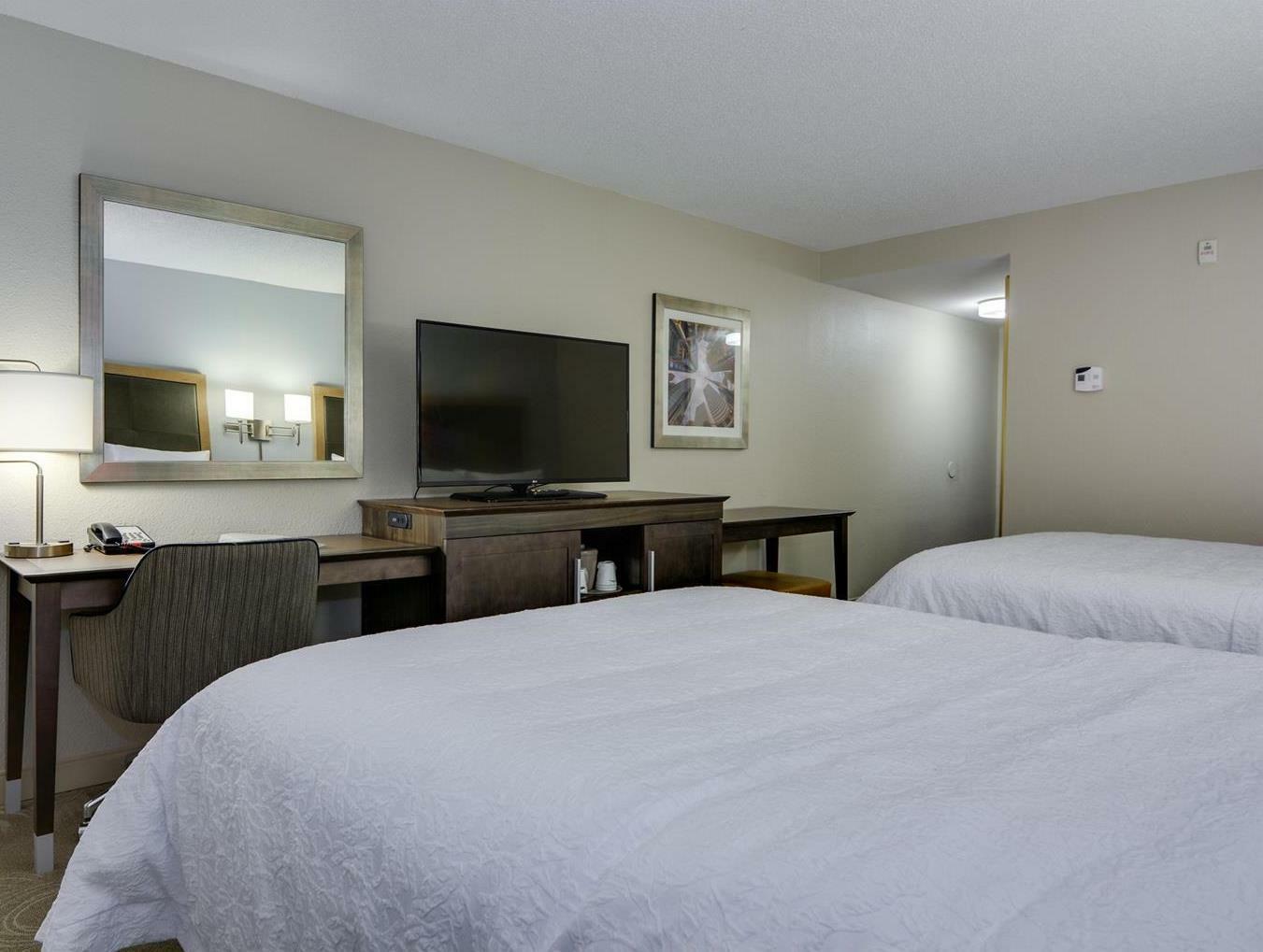 Hampton Inn Atlanta-Феърбърн Екстериор снимка